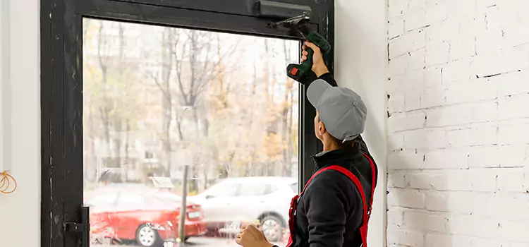 Comprehensive Door Closer Services in Brossard, QC