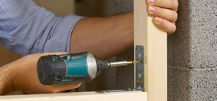Jimmy Proof Deadbolt Repair Brossard